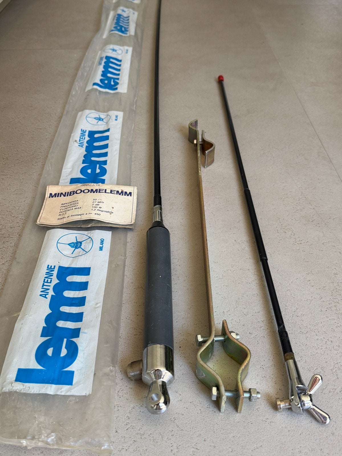 Mini boomerang antenne, Ophalen, Zo goed als nieuw, Antenne