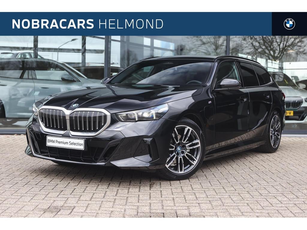 BMW 5 Serie Touring 530e M Sport Automaat / Panoramadak / Tr, 1998 cc, Achterwielaandrijving, 4 cilinders, Met garantie (alle)