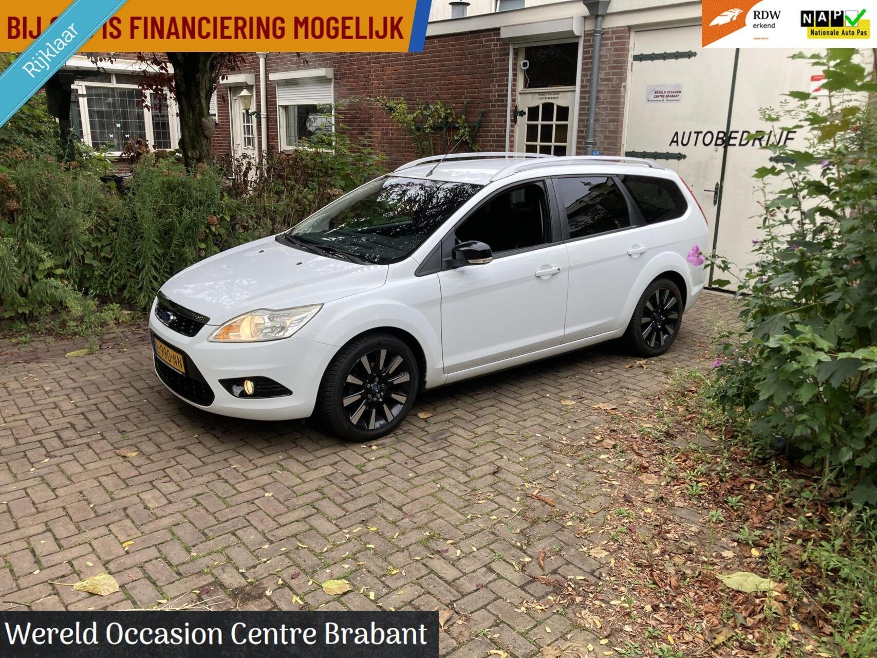 Ford Focus Wagon 1.8 Limited leer airco apk 07 2027, Auto's, 125 pk, Gebruikt, 4 cilinders, Wit