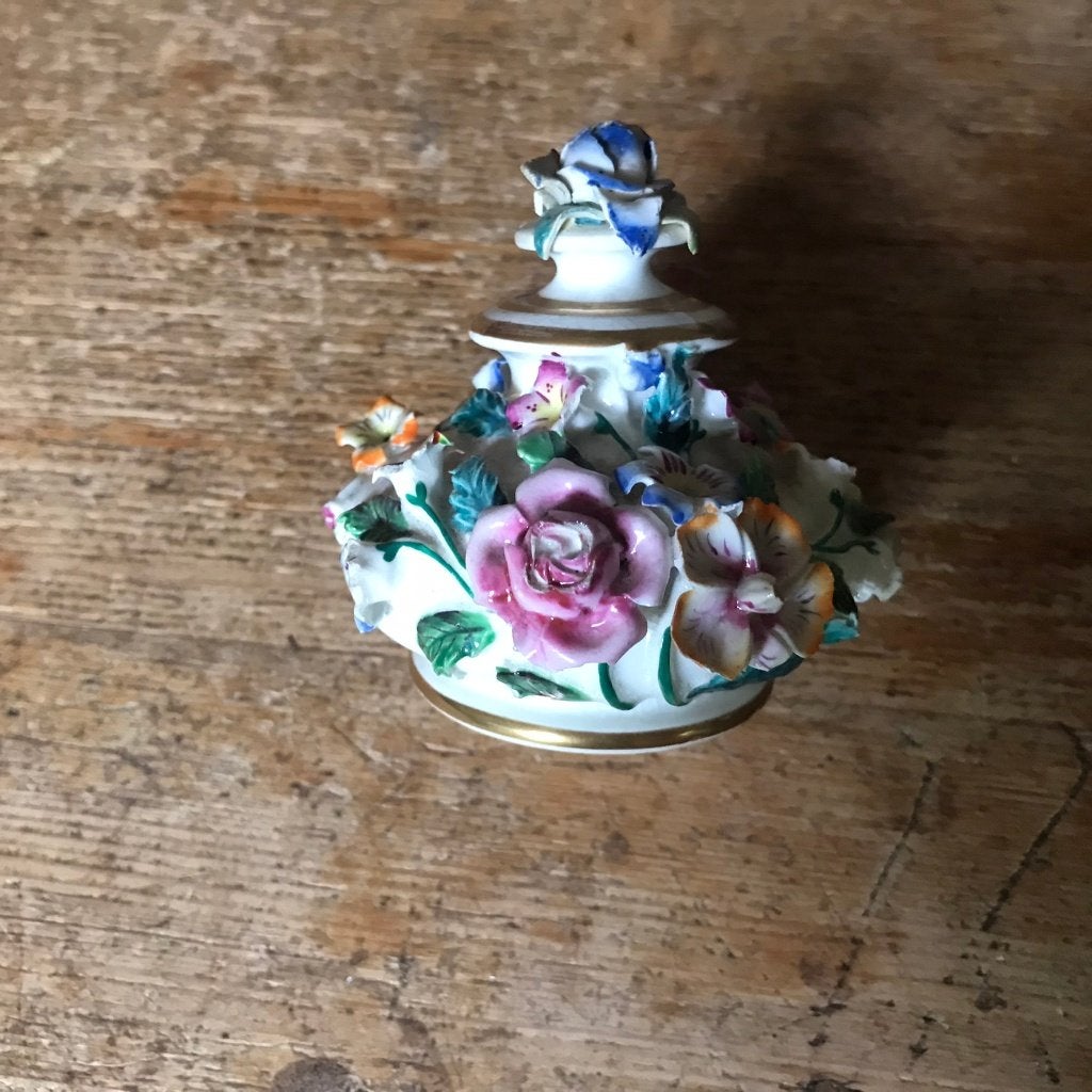 Vintage parfumflesje met bloemen, Ophalen of Verzenden