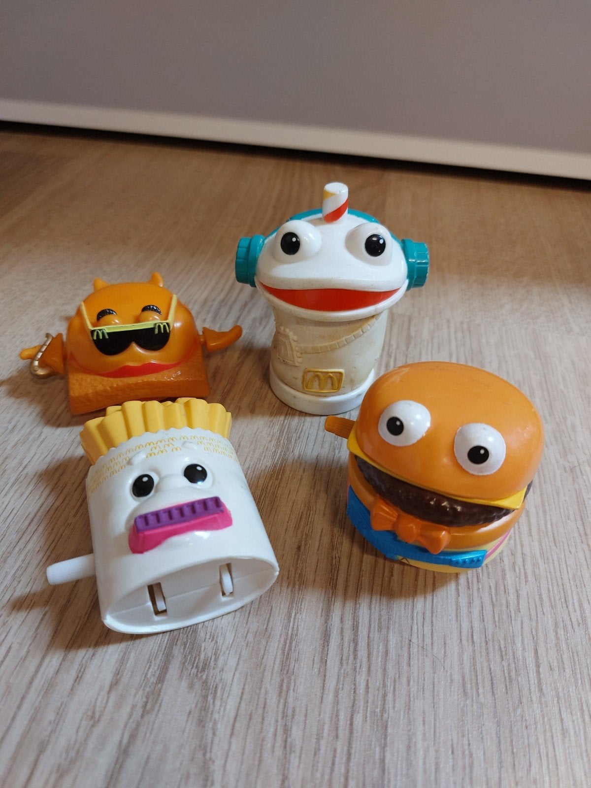 Mcdonalds Mc rockin' foods speeltjes, Verzamelen, Poppetjes en Figuurtjes, Ophalen of Verzenden