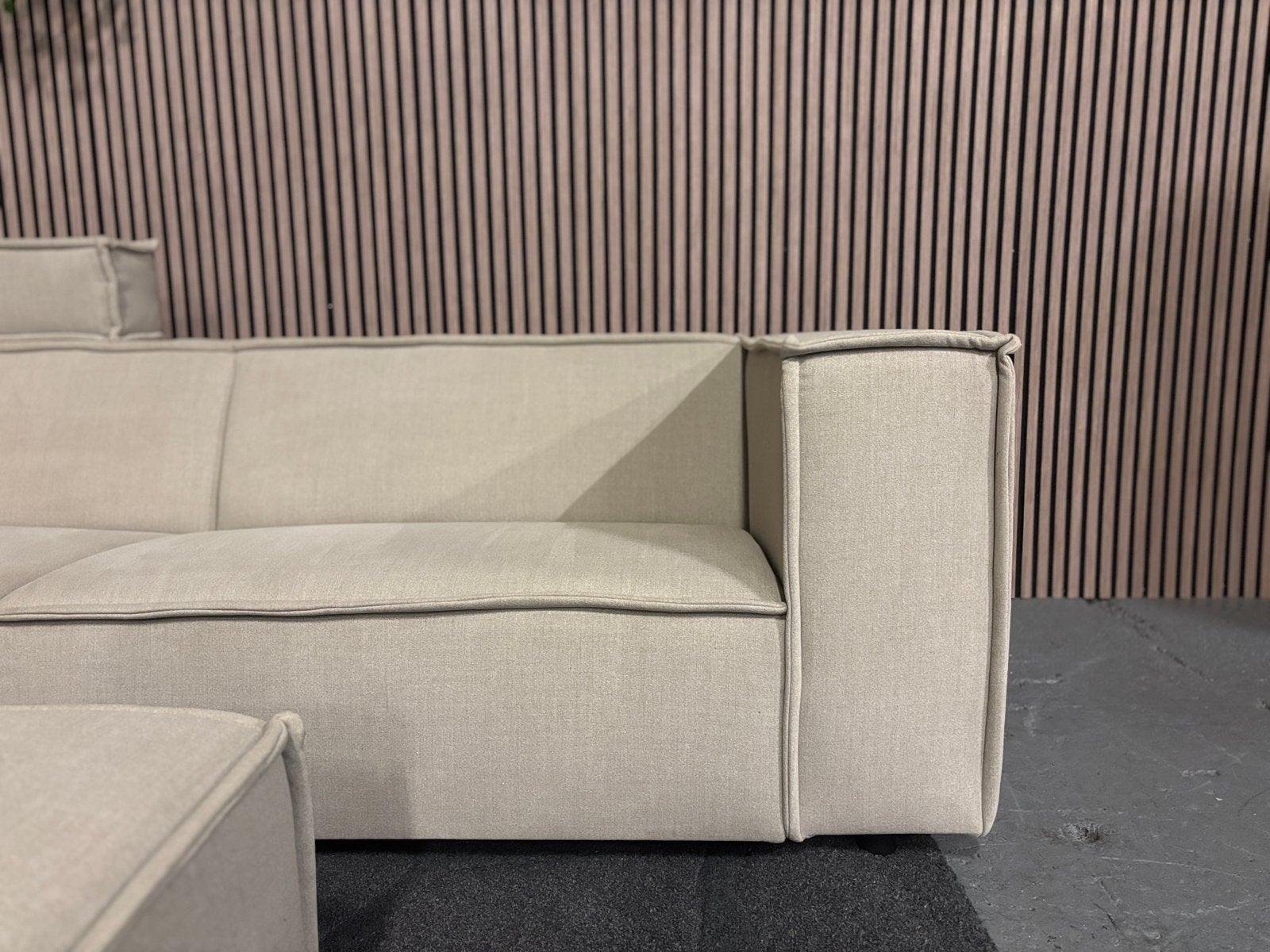 GRATIS LEVERING BySidde Sommer Bank Beige 252x100 GEREINIGD, 250 tot 300 cm, 100 tot 125 cm, Ophalen of Verzenden, Zo goed als nieuw