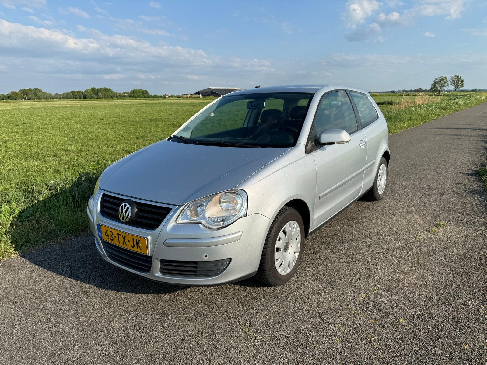Volkswagen Polo 1.4 AUTOMAAT 2007 Grijs, Auto's, Volkswagen, 4 cilinders, Origineel Nederlands, 1033 kg, Particulier