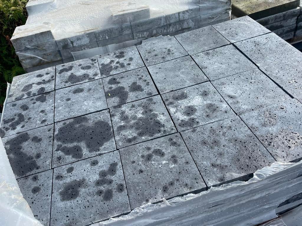 28 m2 Oud Hollandse tegels 20x20x5cm Antraciet RESTPARTIJ, Ophalen, Nieuw, Beton, Terrastegels