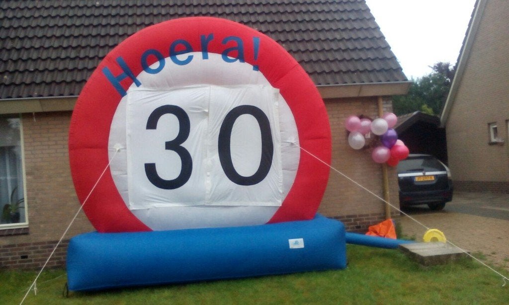 30 jaar opblaasfiguur / versiering / verjaardag te huur, Ophalen, Zo goed als nieuw, Verjaardag