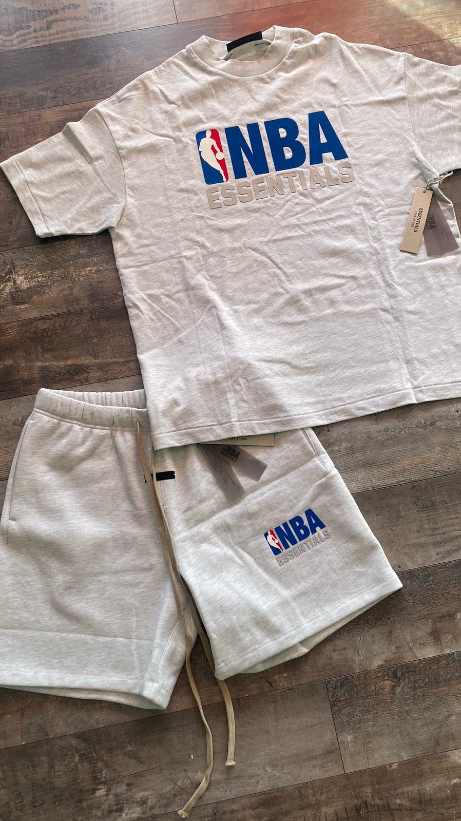 Essentials NBA Trainingspak Set M – Korte Broek – Nieuw, Kleding | Heren, T-shirts, Verzenden, Zo goed als nieuw, Maat 48/50 (M)