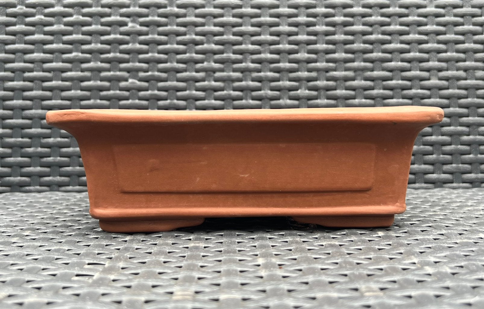 Bonsai schaal handgemaakt gemerkt bruin 22,8x16,6x7,1, Tuin en Terras, Ophalen of Verzenden, Zo goed als nieuw, Aardewerk, Rechthoekig