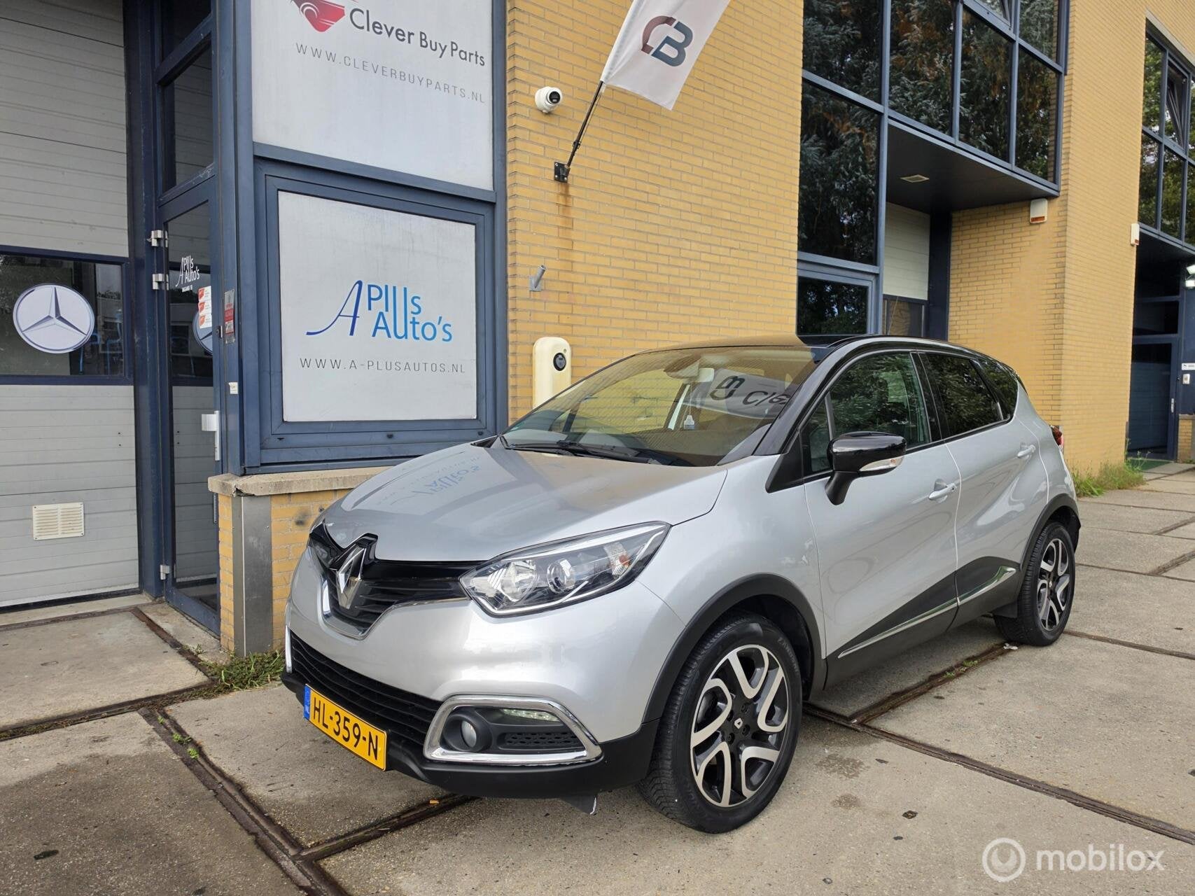 Renault Captur 1.2 TCe Xmod Automaat Nap full hysterie Apk, Auto's, 625 kg, 4 cilinders, 19 km/l, SUV of Terreinwagen