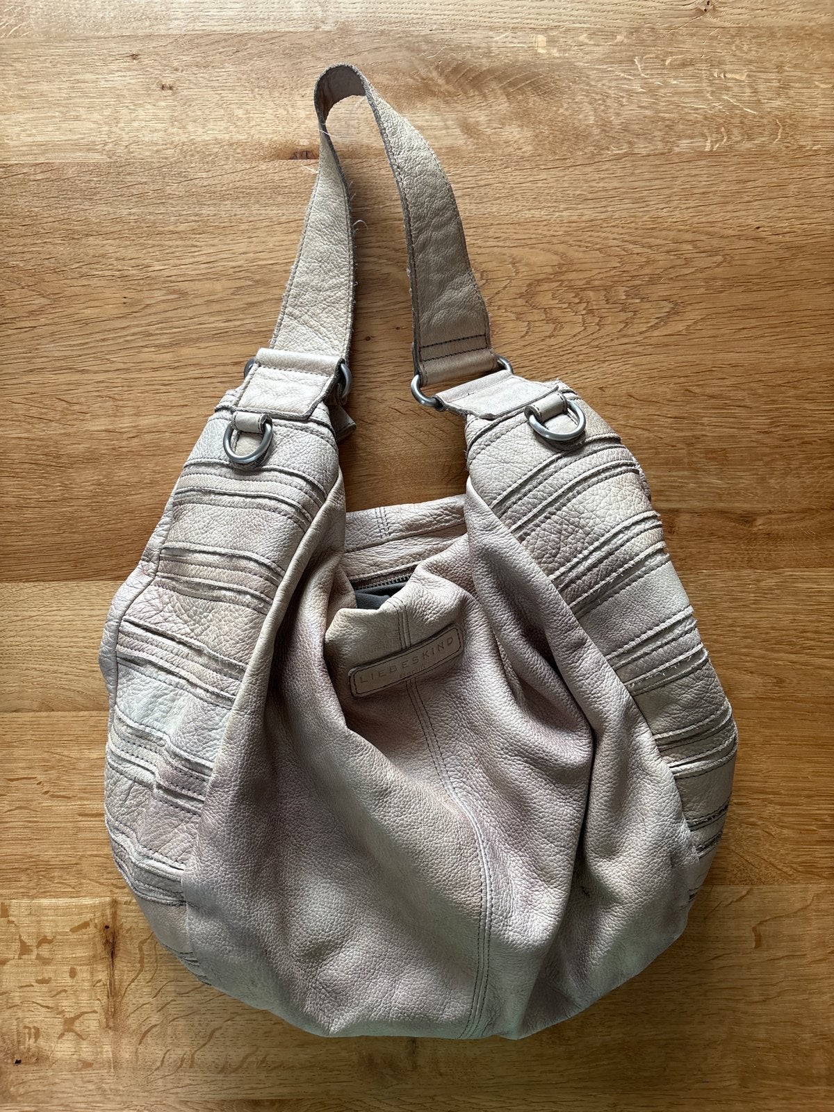 Liebeskind Berlin Leren Schoudertas Beige/Grijs, Ophalen of Verzenden, Zo goed als nieuw, Beige, Schoudertasje