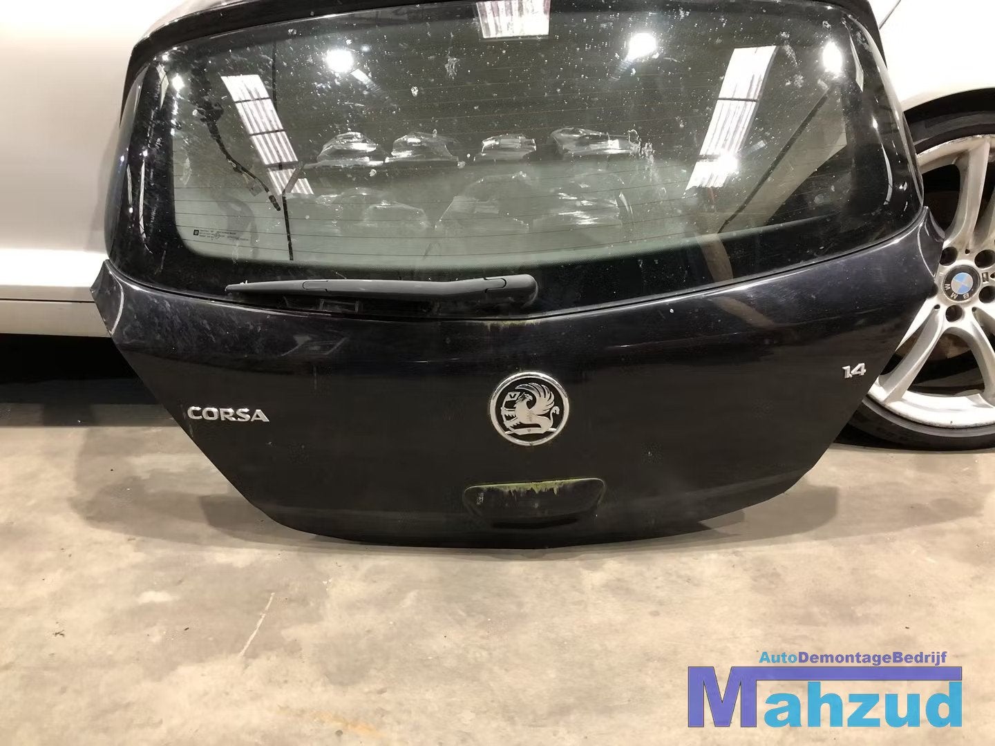 Opel Corsa D zwart Z20R achterklep remlicht slot hendel, Auto-onderdelen, Gebruikt, Deur, Opel Automobile GmbH, Ophalen of Verzenden