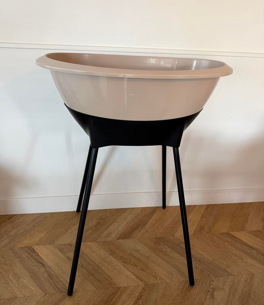 Luma babybad taupe met standaard, Kinderen en Baby's, Badjes en Verzorging, Gebruikt, Badje, Standaard, Ophalen
