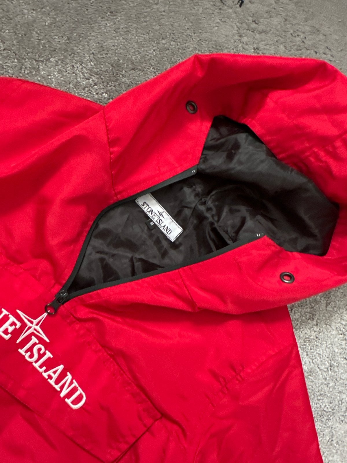 Stone Island Jas Rood, Ophalen of Verzenden, Zo goed als nieuw, Overige maten, Rood