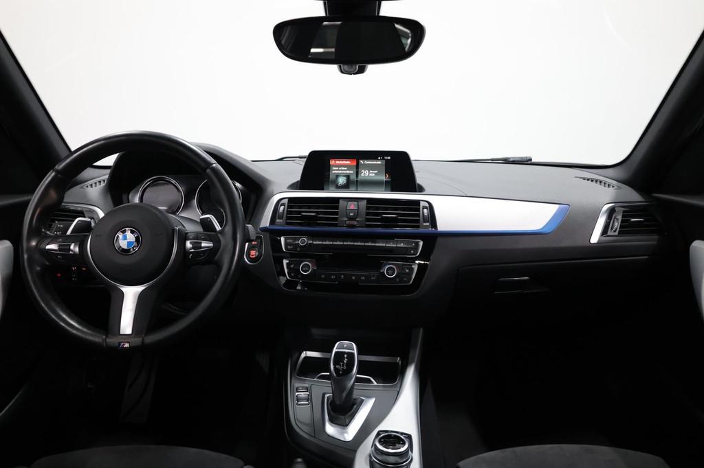 BMW 1-serie M140i Special Edition LED/SCHUIFDAK/LEER+S.VERWA, Achterwielaandrijving, Gebruikt, Lichtsensor, Alcantara