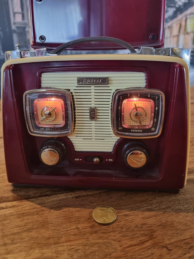 Vintage Stijl Radio - Draagbaar en Decoratief, Ophalen of Verzenden, Audio en Video