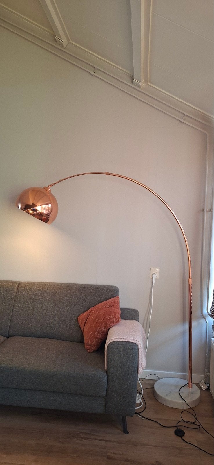Koperen booglamp met marmeren voet, Huis en Inrichting, Ophalen, Gebruikt, Modern, Industrieel, 200 cm of meer