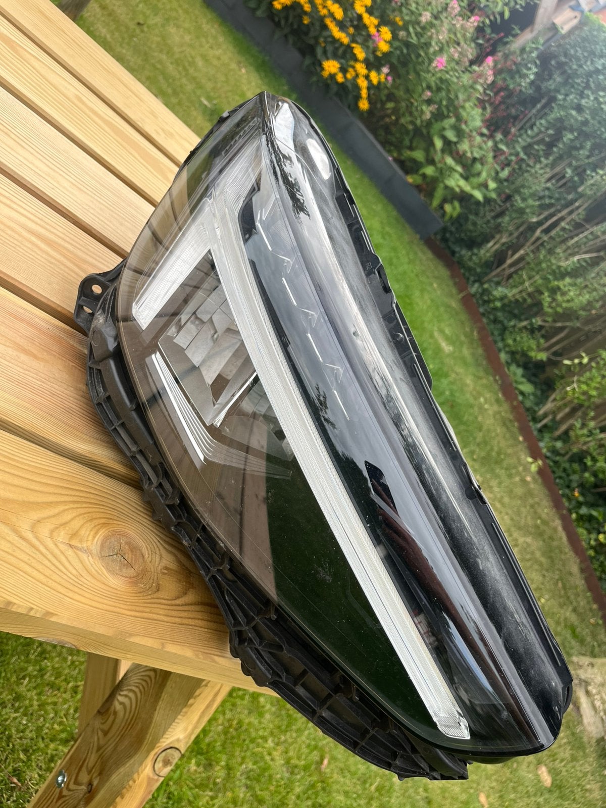 Volvo XC40 2021 led koplamp rechts, Auto-onderdelen, Ophalen of Verzenden, Nieuw, Volvo