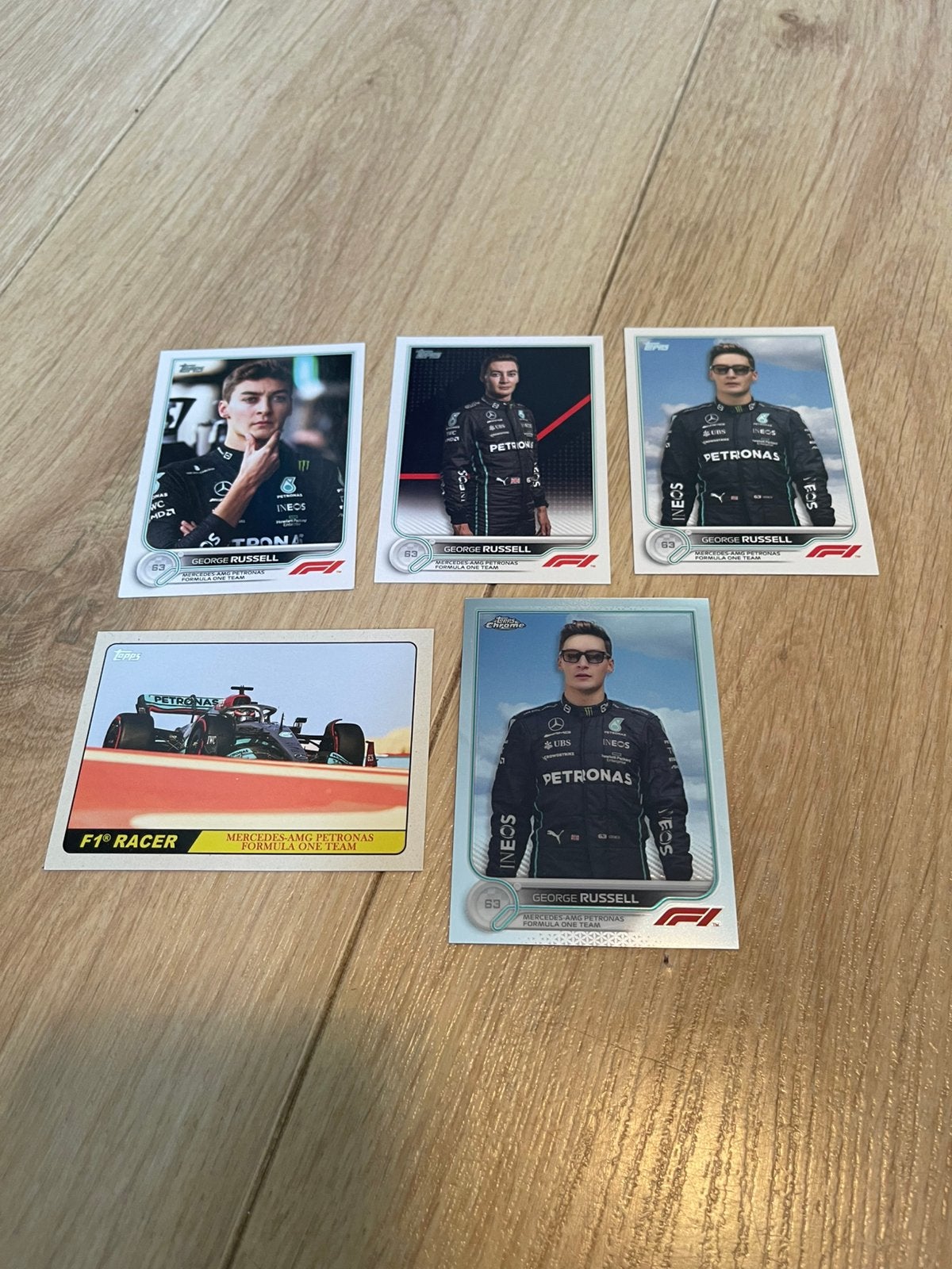 George Russel 5x Topps Mercedes Formule 1, Hobby en Vrije tijd, Stickers en Plaatjes, Ophalen of Verzenden, Zo goed als nieuw