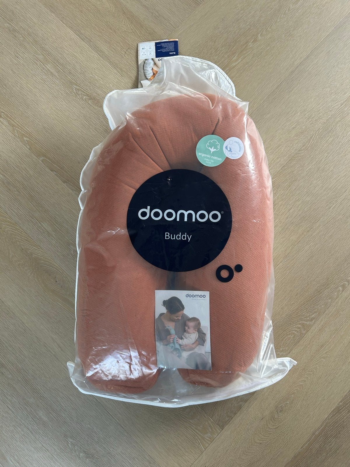 Doomoo Buddy voedingskussen - Terracotta, Ophalen, Zo goed als nieuw