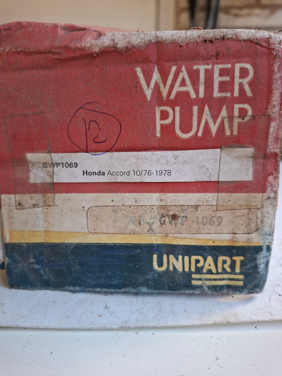 Waterpomp Honda Accord 10/76-1978 - Nieuw in doos, Ophalen of Verzenden, Nieuw, Honda
