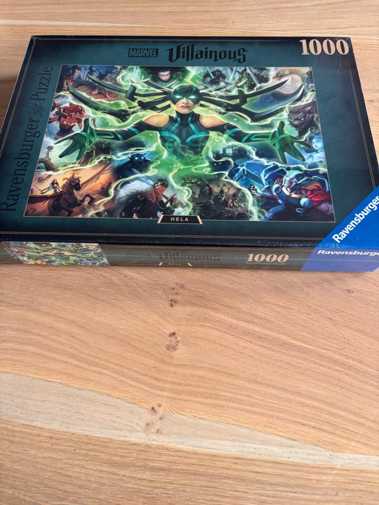 Nieuwe Ravensburger Marvel Villainous Hela Puzzel 1000 st, Ophalen of Verzenden, 500 t/m 1500 stukjes, Nieuw, Legpuzzel