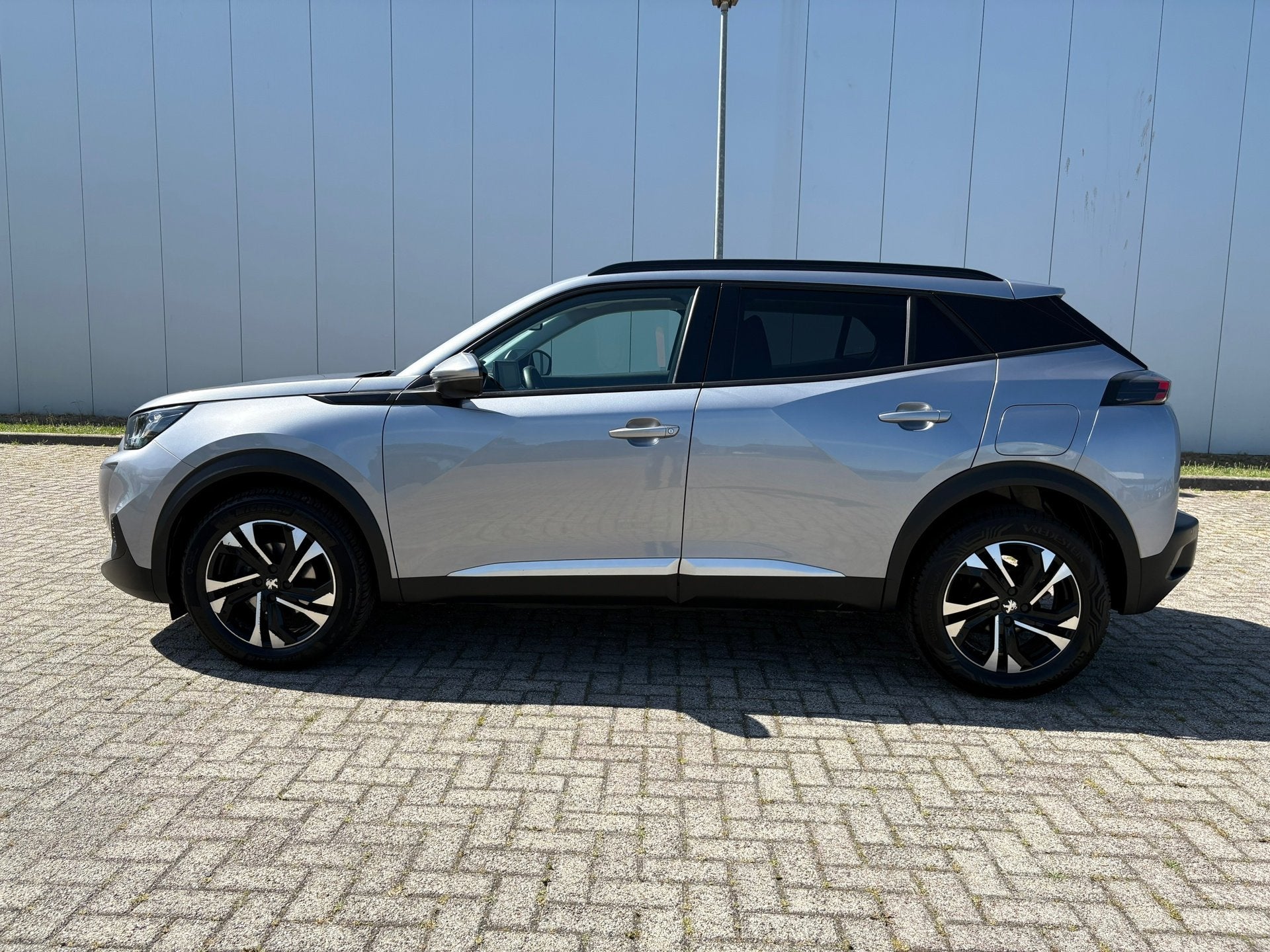 Peugeot 2008 1.2 PureTech Allure, Auto's, Voorwielaandrijving, Gebruikt, Euro 6, 1199 cc
