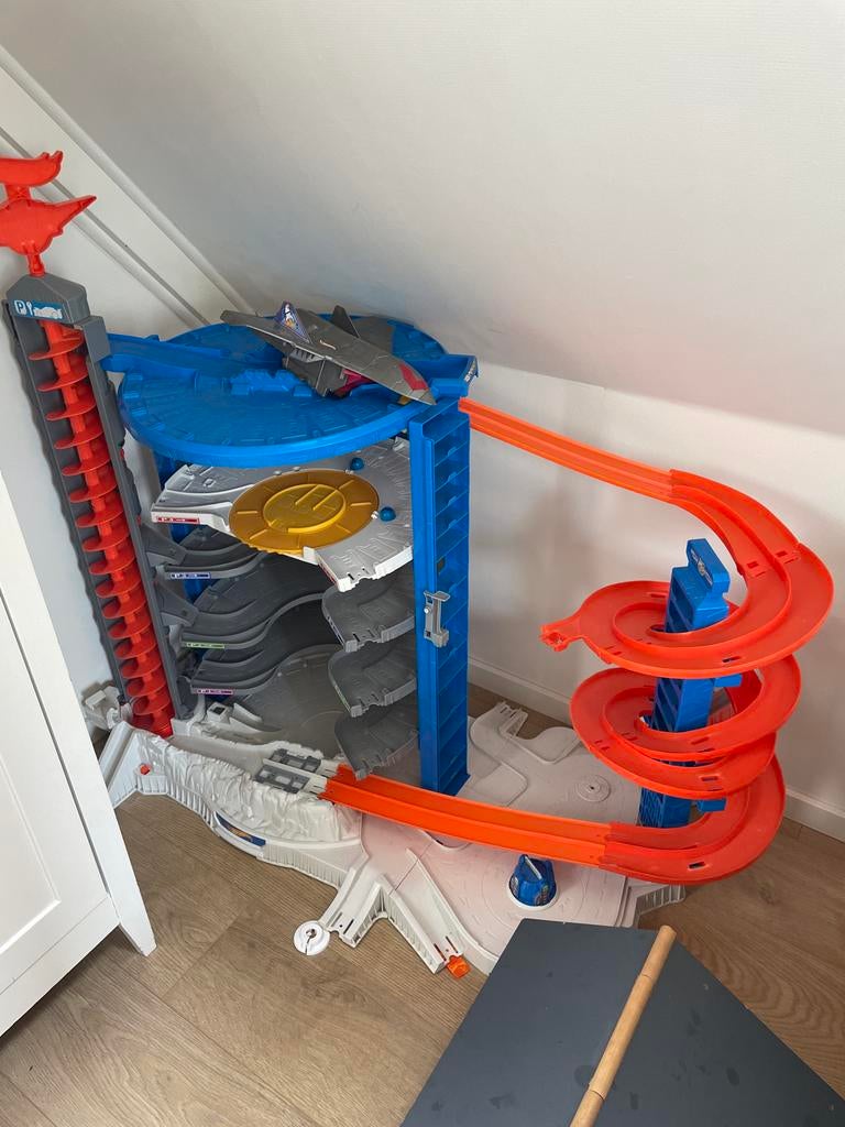Hot Wheels City Ultimate Garage (aap ontbreekt), Ophalen, Racebaan, Zo goed als nieuw, Hot Wheels