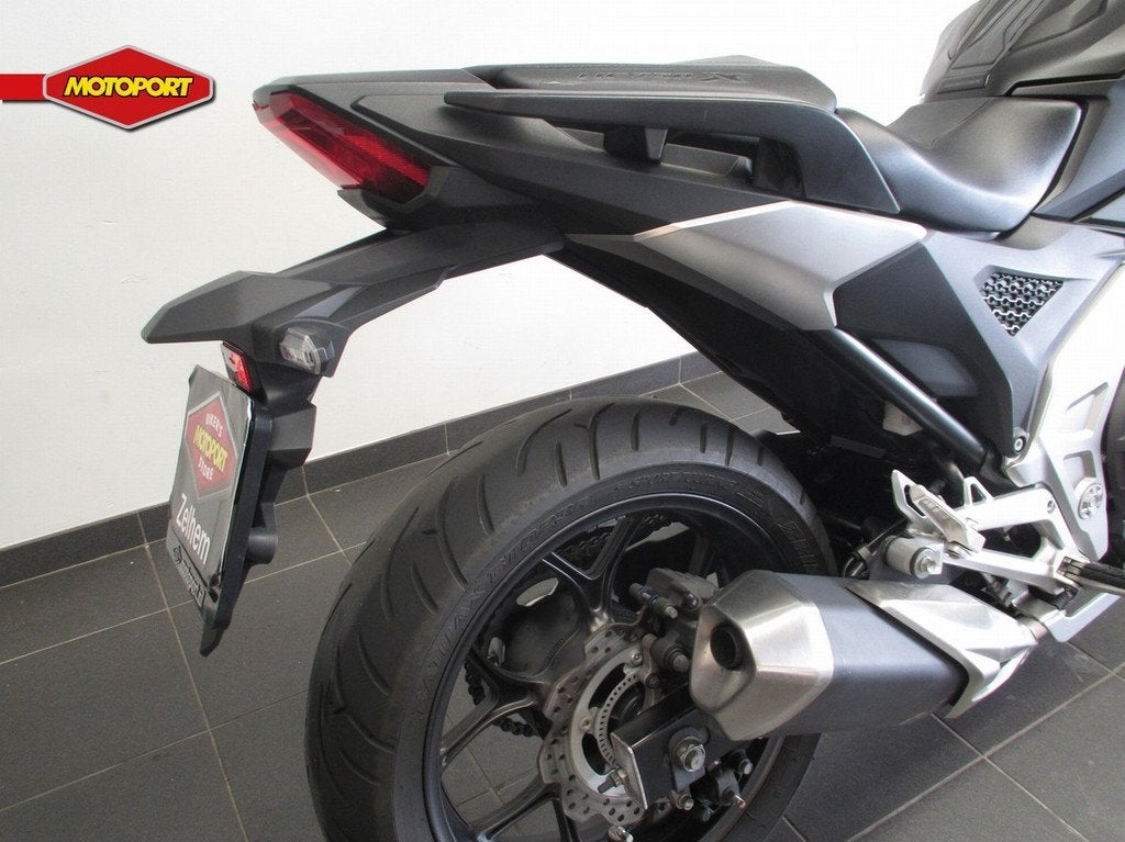 Honda NC 750 X DCT (bj 2021), Doornveld 180-184
B-1731  ZELLIK, BE, Honda Motor Europe Ltd, Belgian Branche, Bedrijf, Toermotor