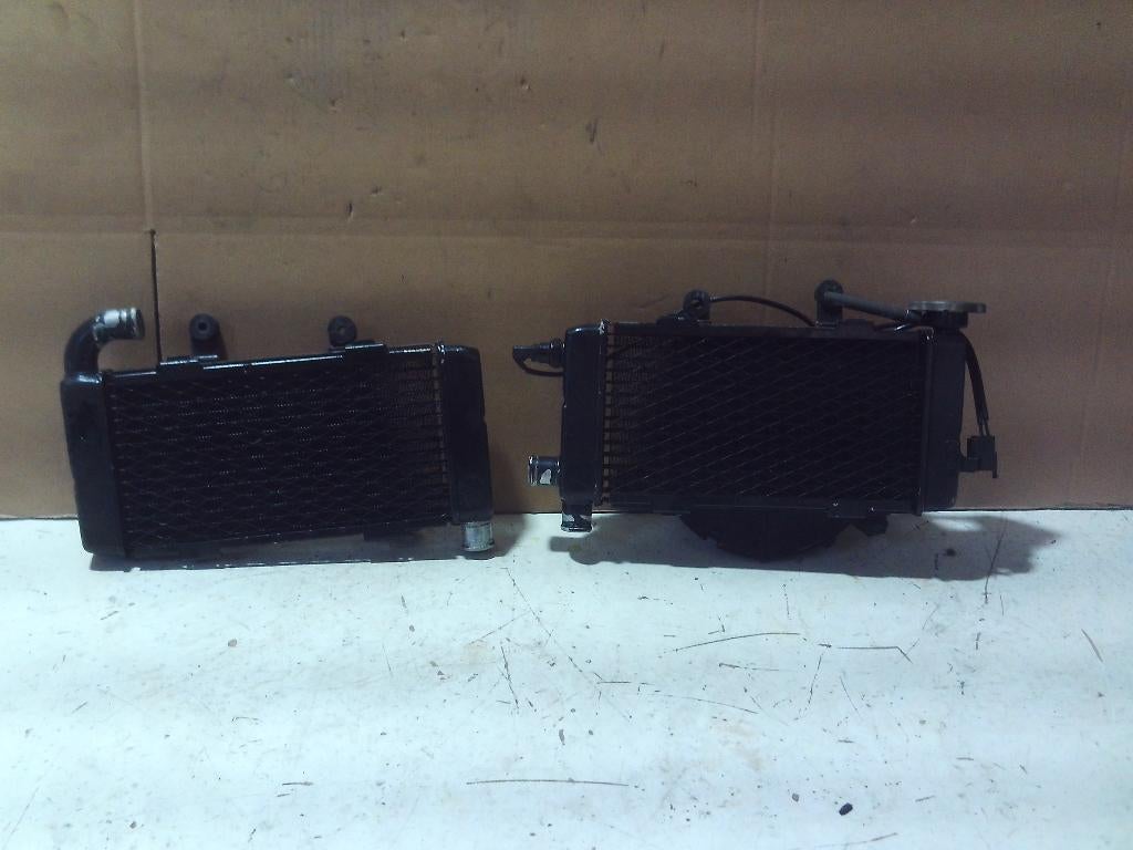 set bijna nieuwe radiateurs Honda VTR 1000 f bj96-02, Ophalen of Verzenden, Gebruikt