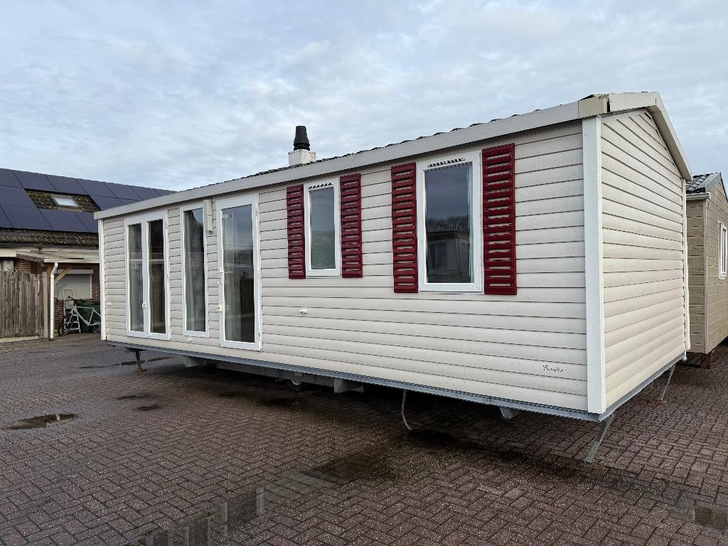 1x Irm Rievera | DG & CV | 8.50 x 4.00m | Direct leverbaar, Caravans en Kamperen, Stacaravans, Tot en met 6