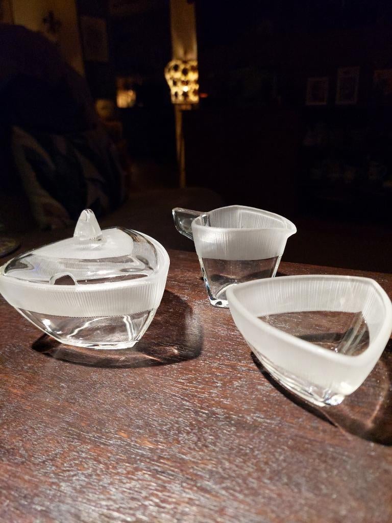 Glazen roomstel, suikerpot en bonbonschaal, Ophalen of Verzenden