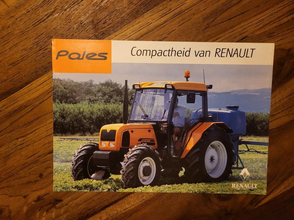 Tractor folder Renault Pales, Boeken, Catalogussen en Folders, Ophalen of Verzenden, Zo goed als nieuw
