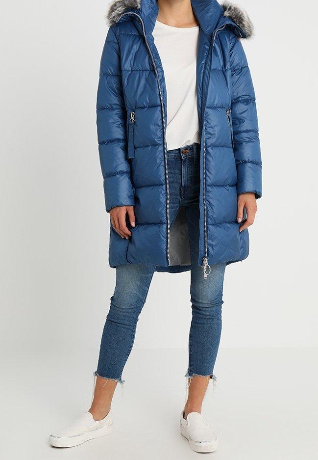 Taifun winterjas donsjas blauw maat 40 - perfecte staat, Kleding | Dames, Jassen | Winter, Ophalen of Verzenden, Gedragen, Maat 38/40 (M)