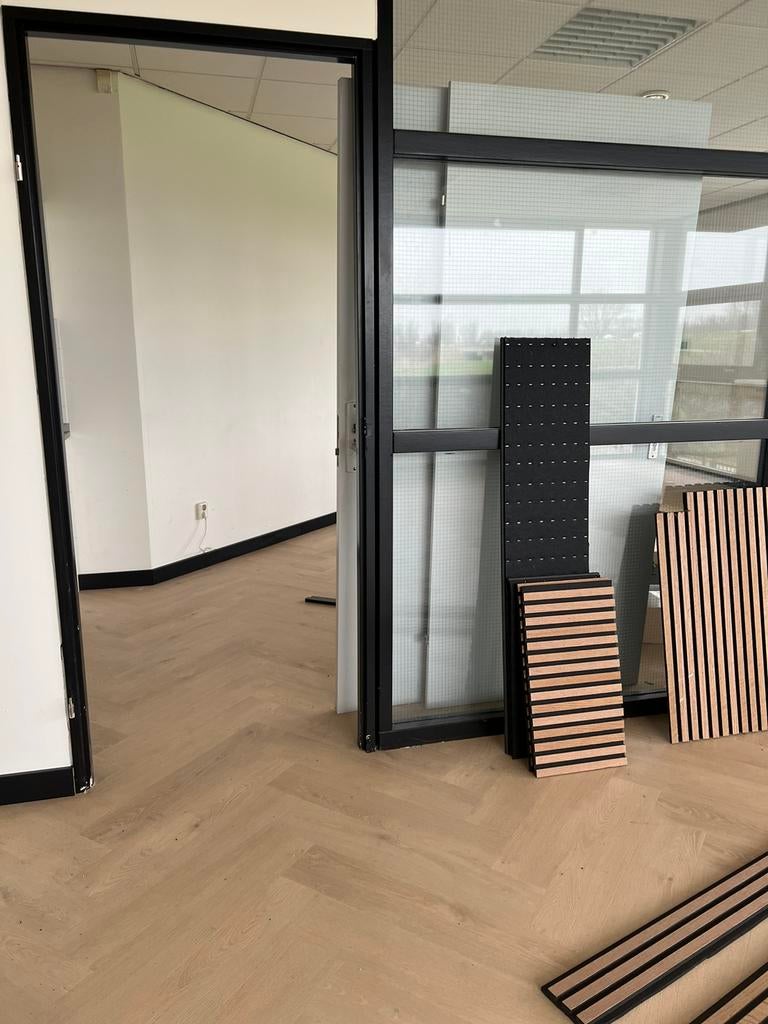 Foto 15 van PVC VISGRAAT EN TOEBEHOREN