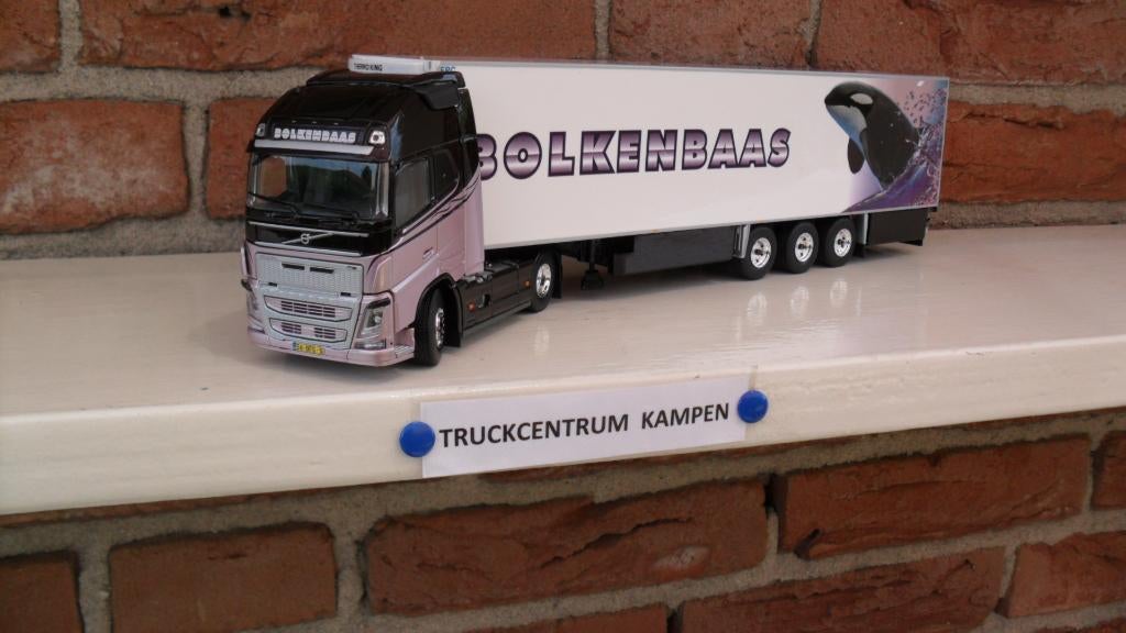 Tekno  Volvo  FH4  van  Bolkenbaas - Kerkwerve.