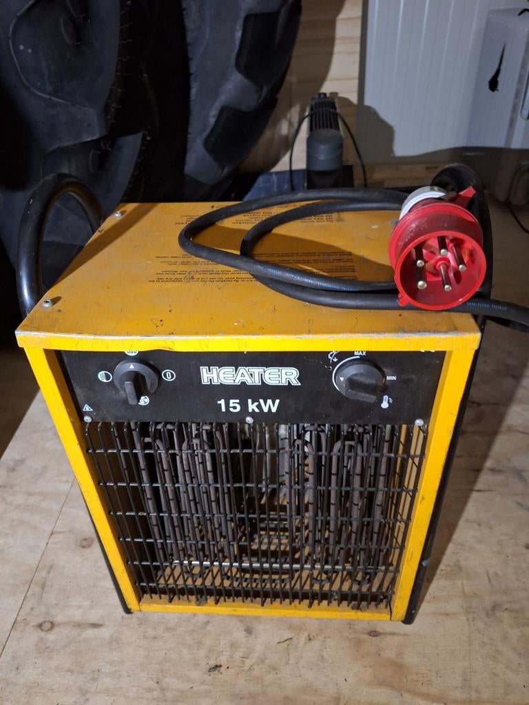 Elektrische heater 15kw verwarmer, Doe-het-zelf en Verbouw, Verwarming en Radiatoren, 30 tot 80 cm, Kachel, Minder dan 60 cm, Ophalen of Verzenden