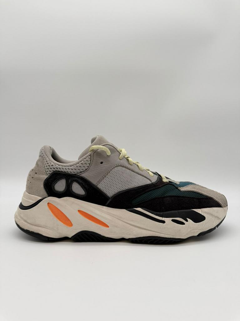 Yeezy Boost 700 V1 Waverunner maat 45 1/3, Overige kleuren, Ophalen of Verzenden, Sneakers of Gympen, Zo goed als nieuw