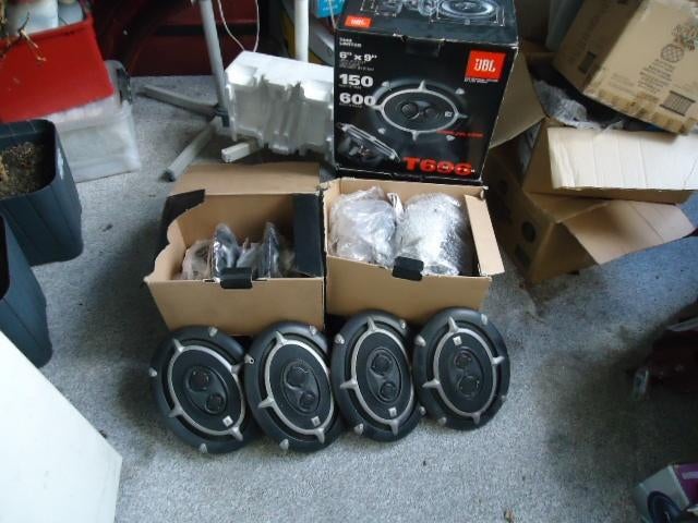 TE KOOP JBL T696 SPECIAL EDION 600 WATT PEAK 150 WATT RMS, Ophalen, Nieuw