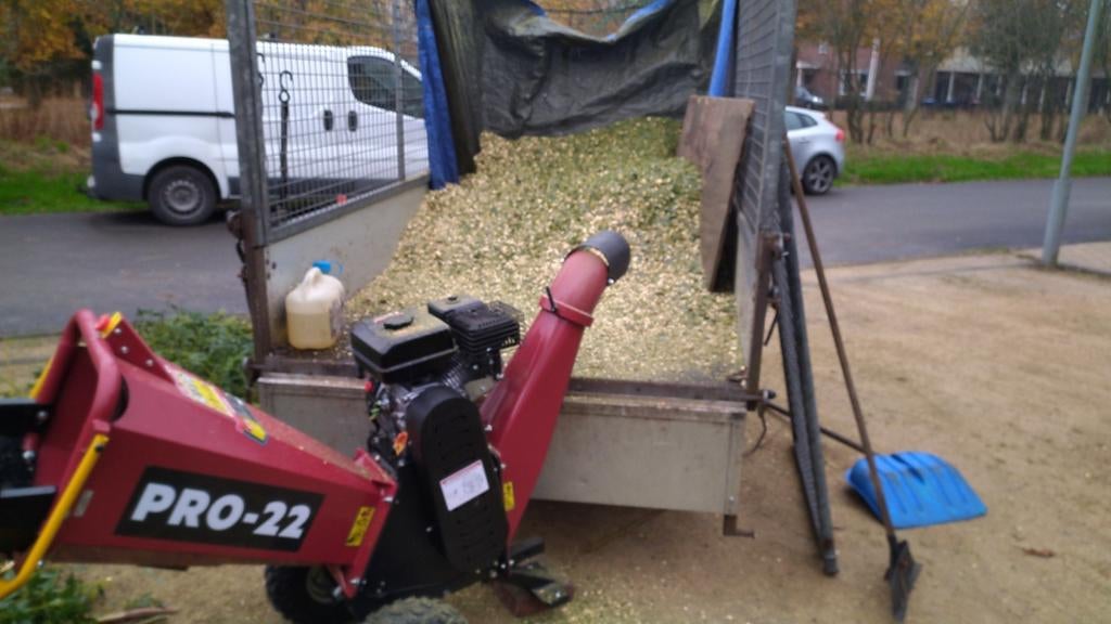 Hakselaar / versnipperaar te huur, Ophalen of Verzenden, Zo goed als nieuw