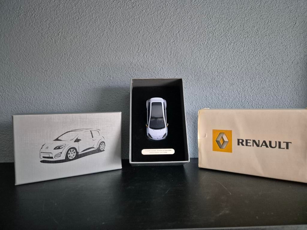 Renault twingo concept 1.43, Ophalen of Verzenden, Zo goed als nieuw, Auto, Overige merken