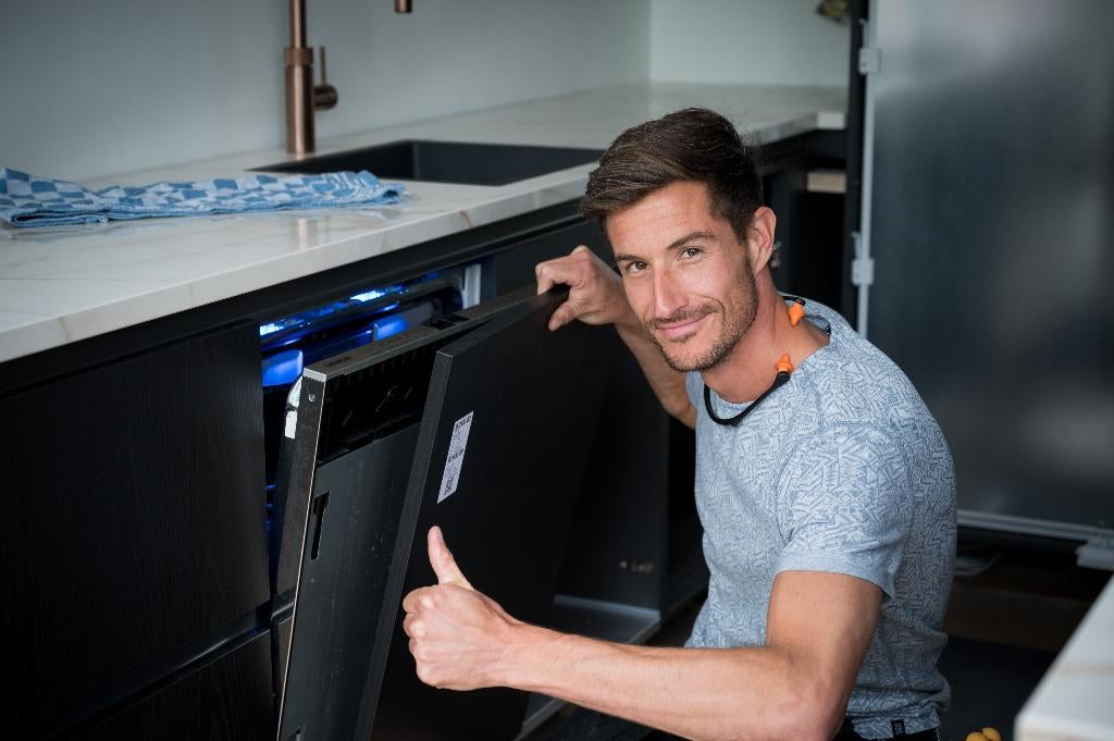Keukenmonteur Keuken Monteur Keuken Installateur