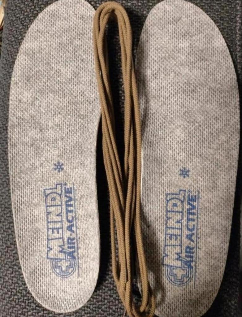 Meindl Paar Veters met Zolen ( Nieuw/ maat: 43/44/45/46), Ophalen of Verzenden, Nieuw, Schoenen