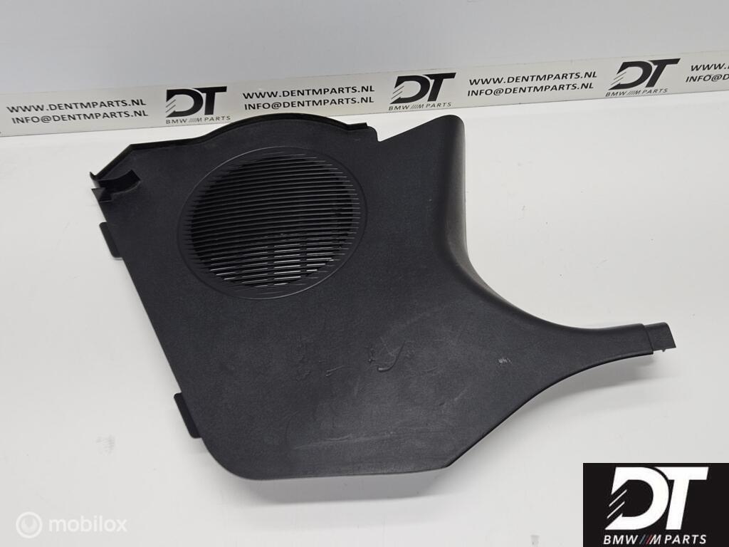 Zijbekleding onder rechtsvoor BMW Z4 E85 E86 51437031370, Gebruikt, Ophalen of Verzenden, BMW, BMW