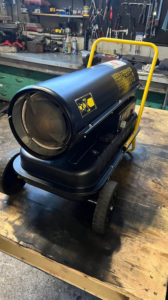 Diesel heater 30000w ZO GOED ALS NIEUW!!, Ophalen of Verzenden, Zo goed als nieuw, Elektrisch, Overige soorten