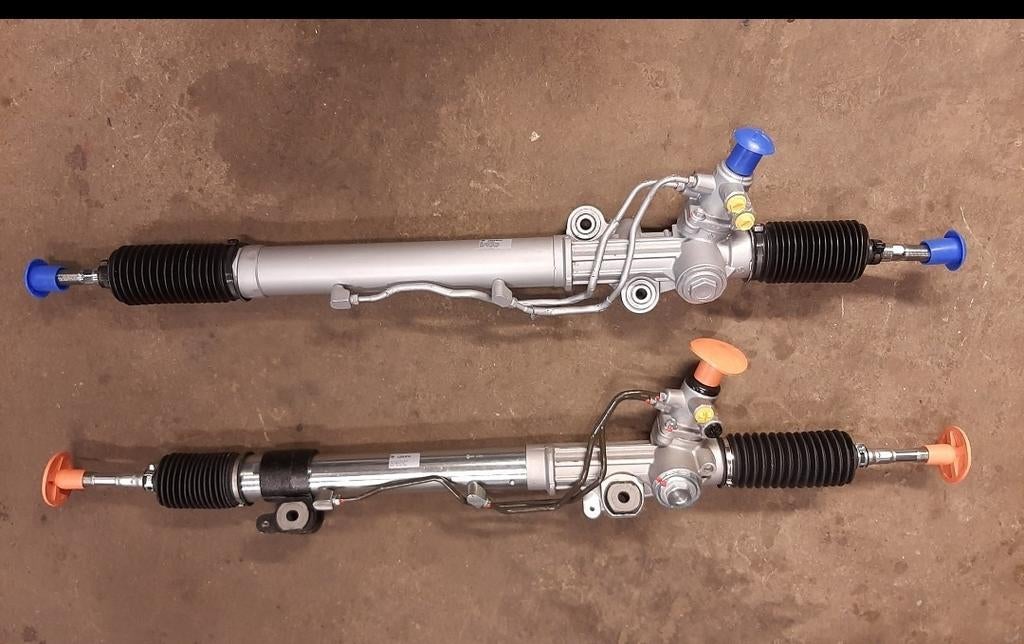 Toyota landcruiser 100 ,90,120, Hilux gereviseerd stuurhuis, Ophalen, Gereviseerd, Toyota