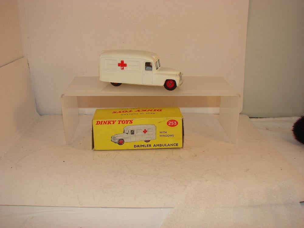 Dinky toy 253 Daimler ambulance in doos uit 1954, Ophalen of Verzenden, Nieuw, Auto, Dinky Toys
