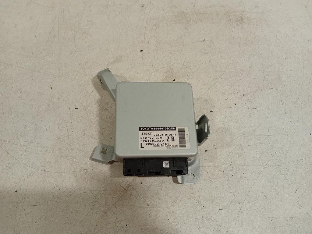 Airbag module Toyota Yaris, Onderdelen@venauto.nl, Van der Ven Autorecycling B.V., Gebruikt, Ettenseweg 76, 4706 PB Roosendaal, The Netherlands