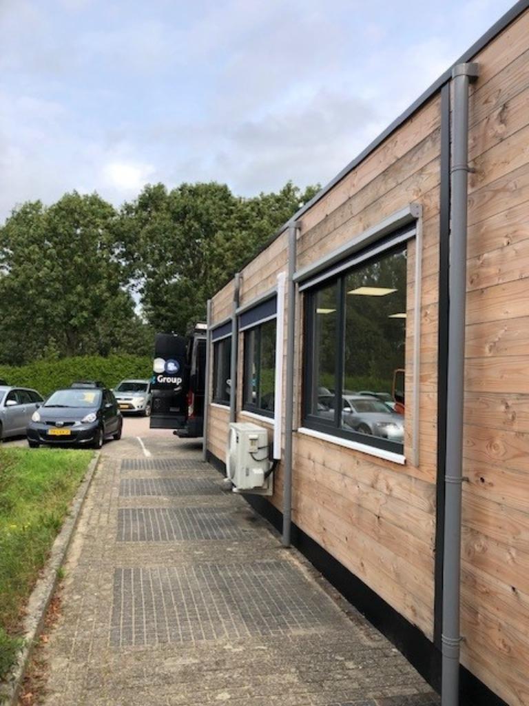 Klaslokalen/schoolunits te koop/ te huur! 10 x 12m, Ophalen