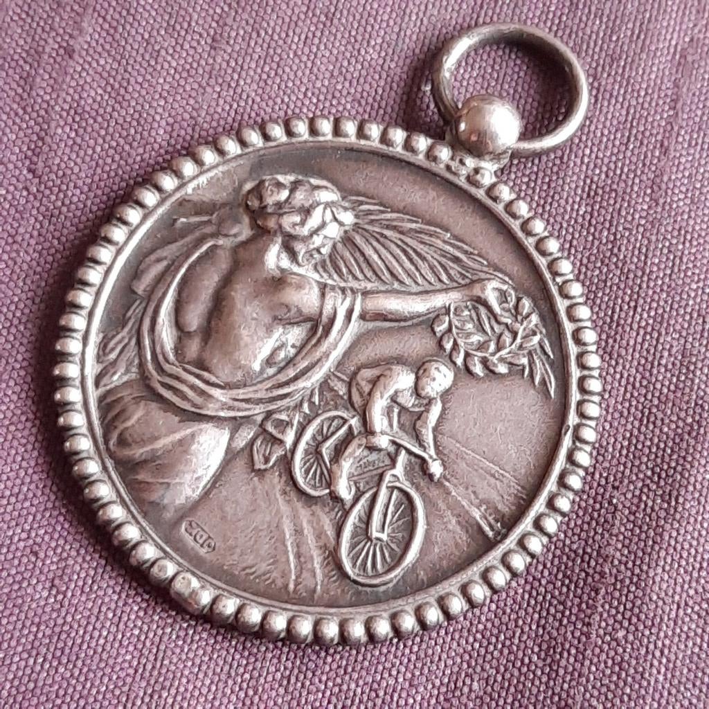 Zilveren Medaille Wielrennen 1e Prijs 1929, Postzegels en Munten, Penningen en Medailles, Verzenden, Zilver