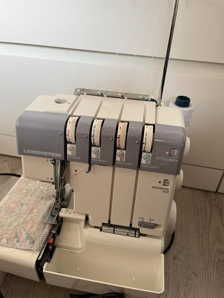 Lewenstein Lockmachine - Gebruikt, Werkt Goed, Ophalen of Verzenden, Gebruikt, Lockmachine, Lewenstein