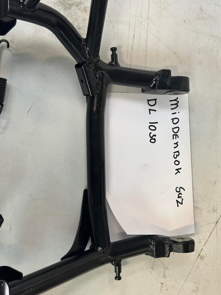 Suzuki DL1050 middenbok compleet nieuw, Ophalen of Verzenden, Nieuw